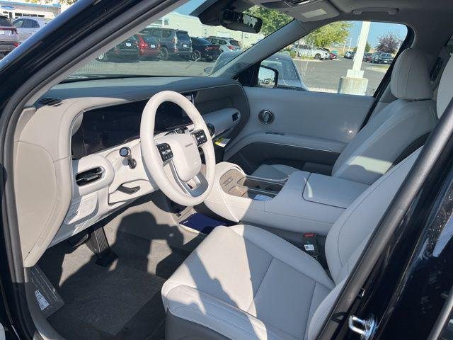 2026 Hyundai Palisade Limited - Photo 9