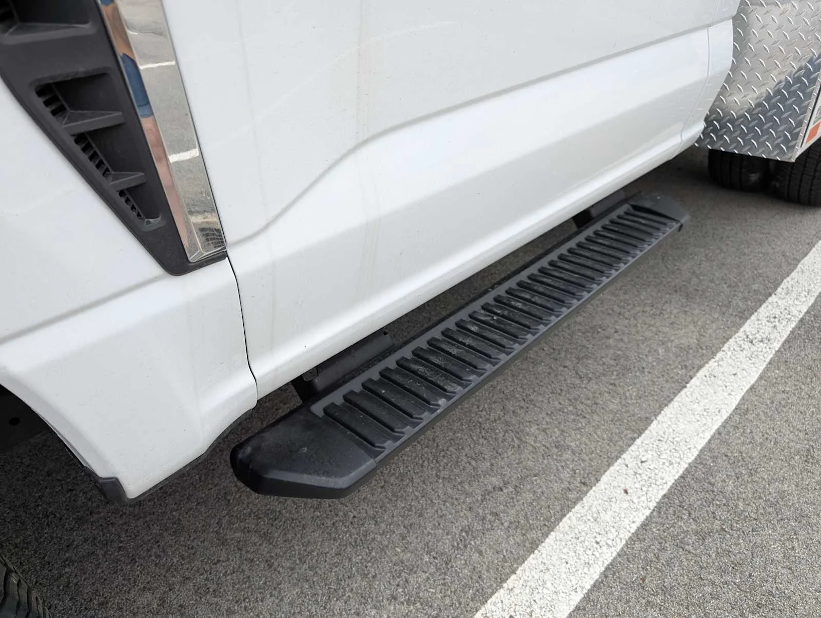 2026 Ford F-350 Super Duty Chassis Cab XL - Photo 12