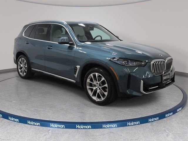 Certified Used 2026 Blue Ridge Mountain Metallic BMW xDrive40i image 3