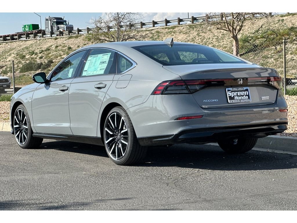 New 2026 Urban Gray Pearl Honda Touring image 7