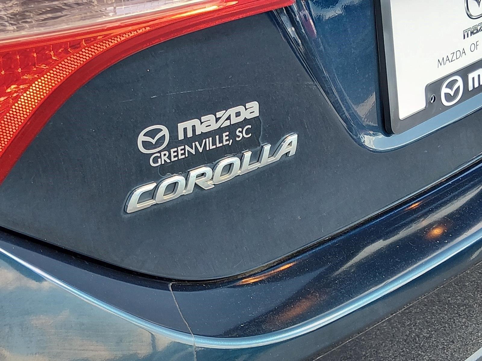 Used 2018 Galactic Aqua Mica Toyota LE image 22
