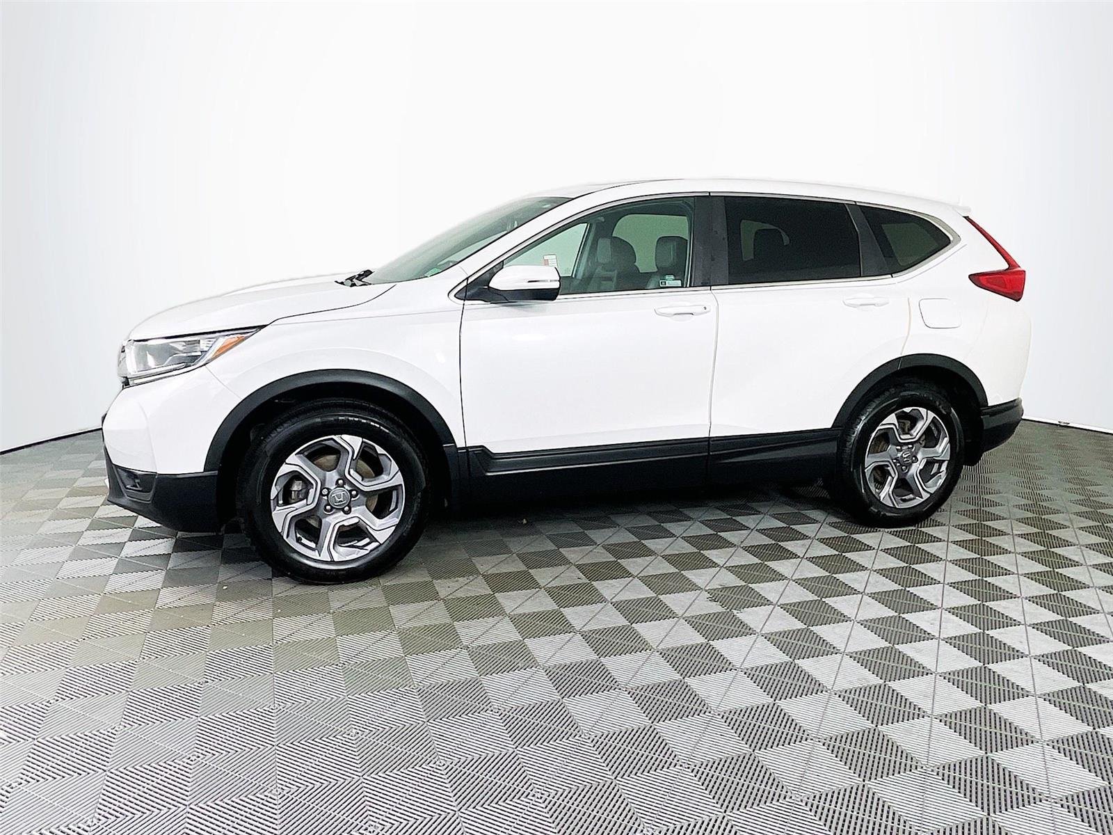 Used 2019 Platinum White Pearl Honda EX-L image 4