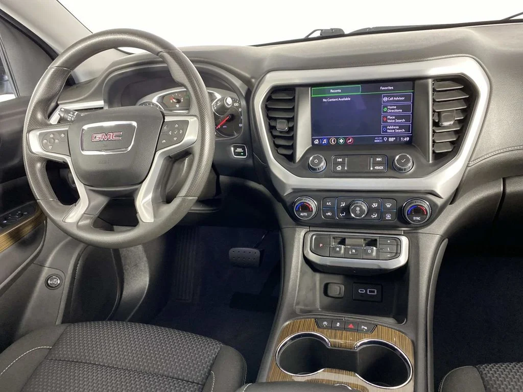Used 2023 White GMC SLE image 15