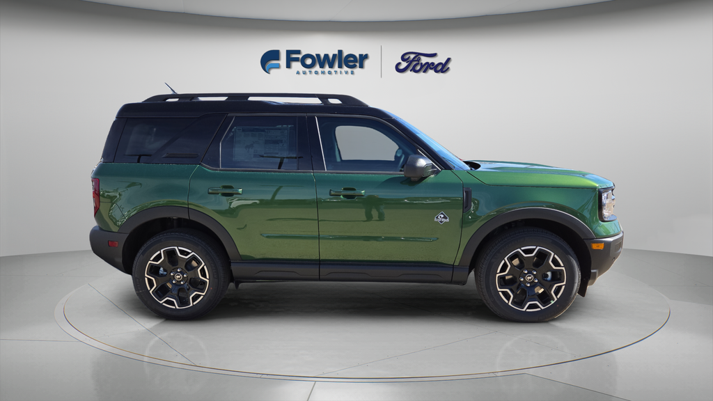 New 2025 Eruption Green Metallic Ford Outer Banks® image 8
