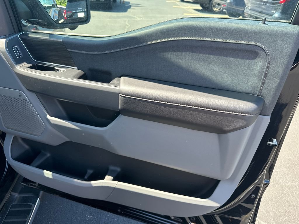 New 2025 Black Ford Lariat image 14