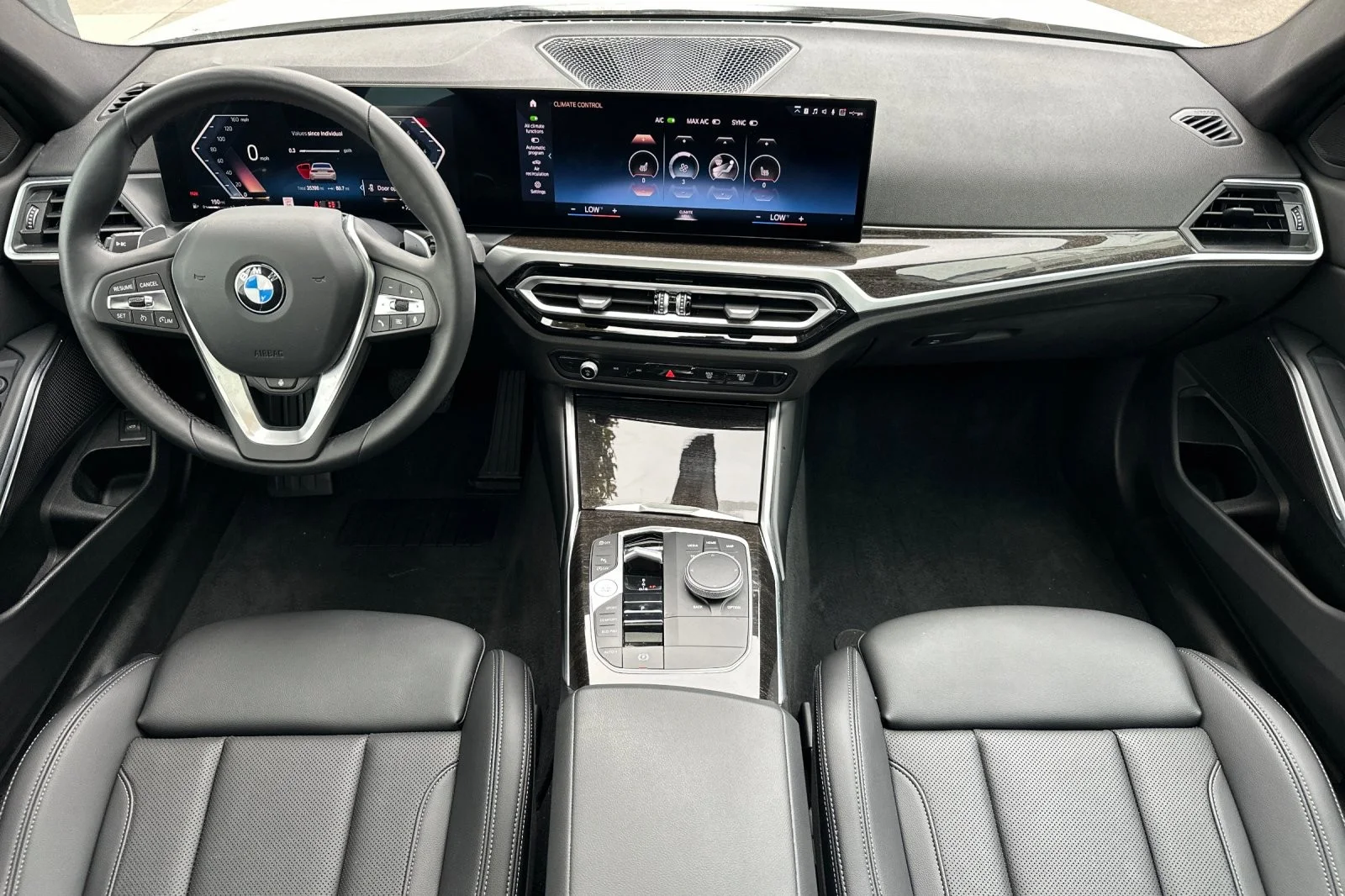Used 2023 Alpine White BMW 330i image 12