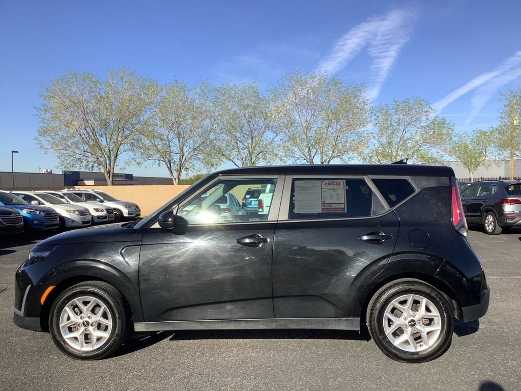 Used 2023 Black Kia LX image 28