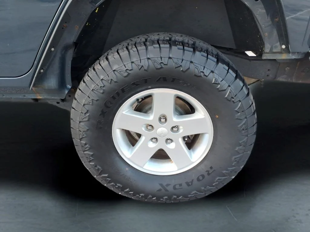 Used 2017 Black Jeep Unlimited Sport image 13