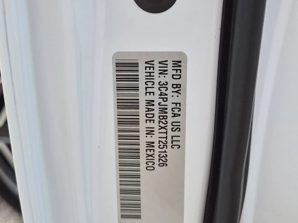 Used 2026 White Jeep Limited image 31