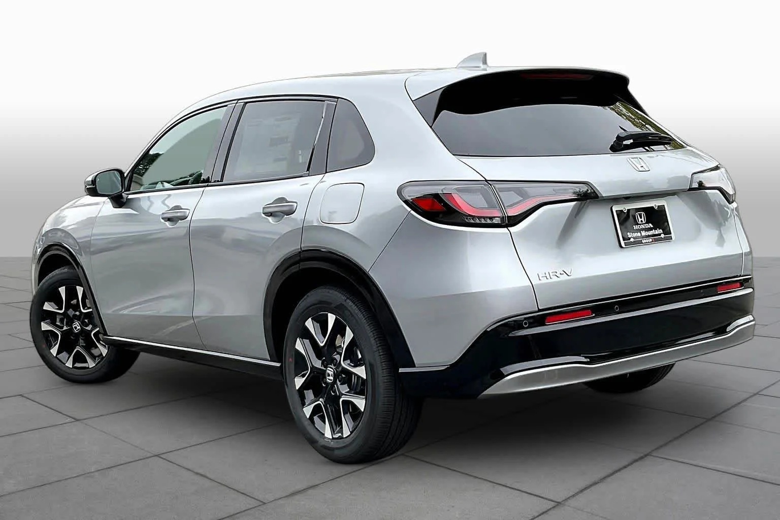 New 2027 Solar Silver Metallic Honda EX-L image 12