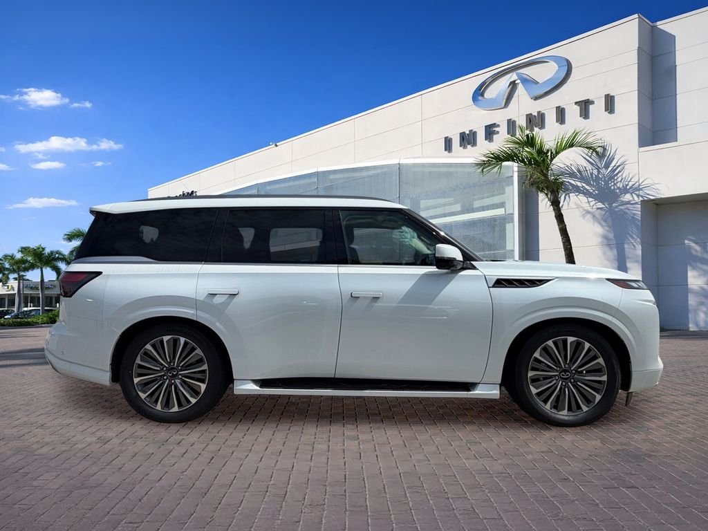 New 2027 RADIANT WHITE INFINITI Luxe 4WD image 8