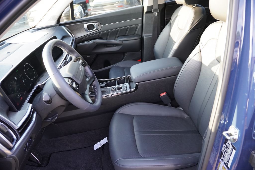 Used 2026 Midnight Lake Blue Kia X-Line SX image 4