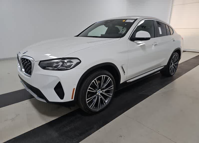 2024 BMW X4 xDrive30i's photo