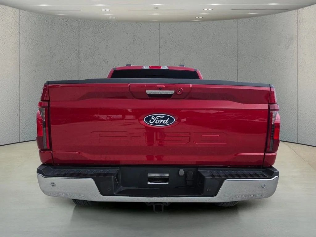 Used 2024 Red Metallic Ford XLT image 4