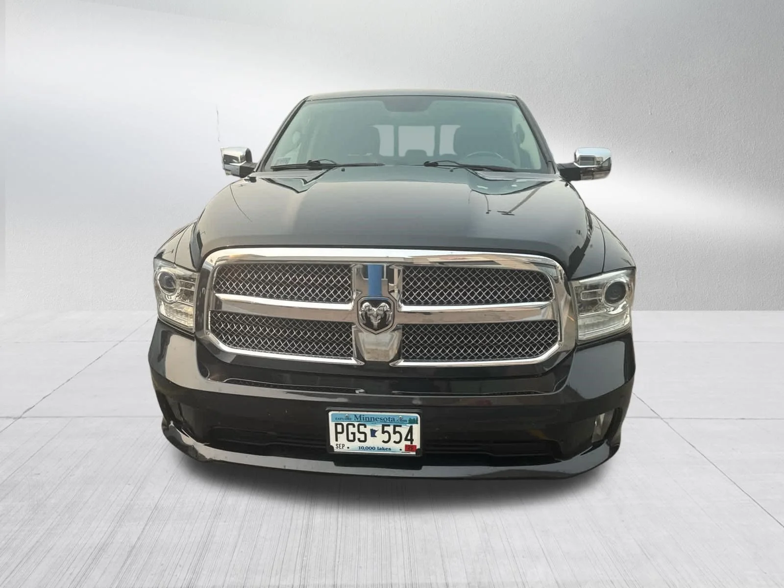 Used 2015 RAM Ram 1500 Pickup Laramie Limited with VIN 1C6RR7PT8FS539928 for sale in Cambridge, MN
