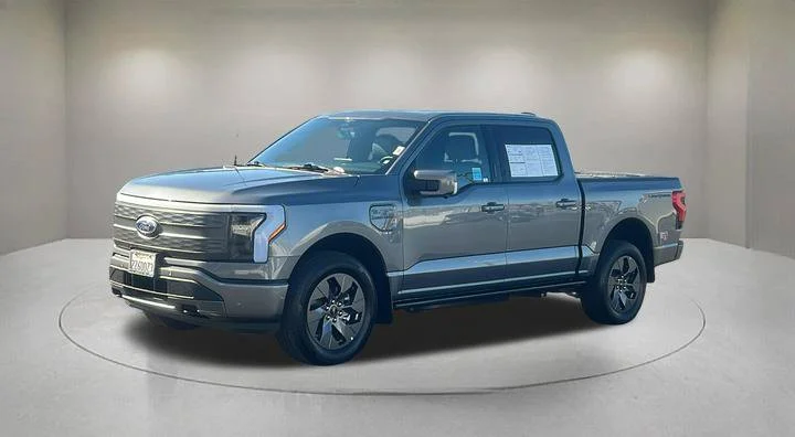 Certified Used 2023 Carbonized Gray Metallic Ford Lariat image 2