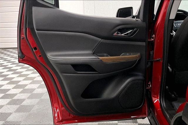 2023 GMC Acadia SLE - Photo 21
