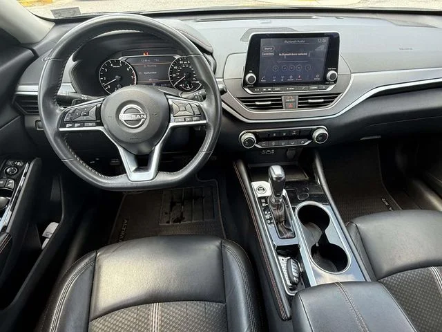 Used 2023 Gray Nissan 2.5 SR image 17