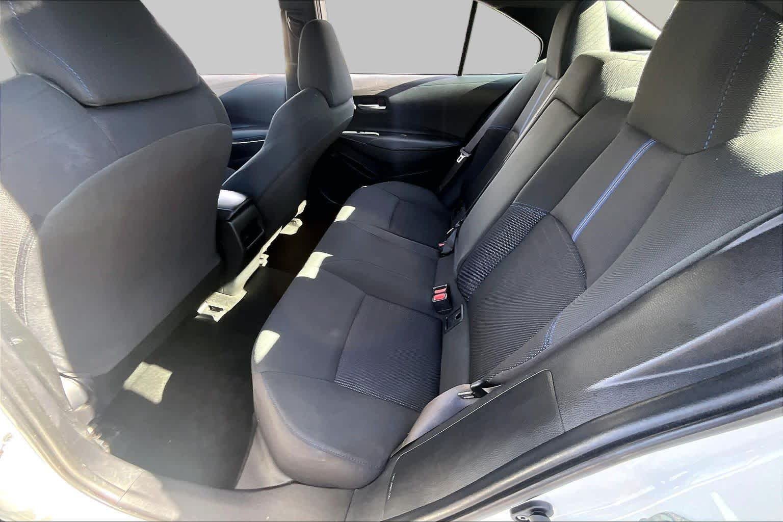 Used 2022 White Toyota SE Nightshade image 19