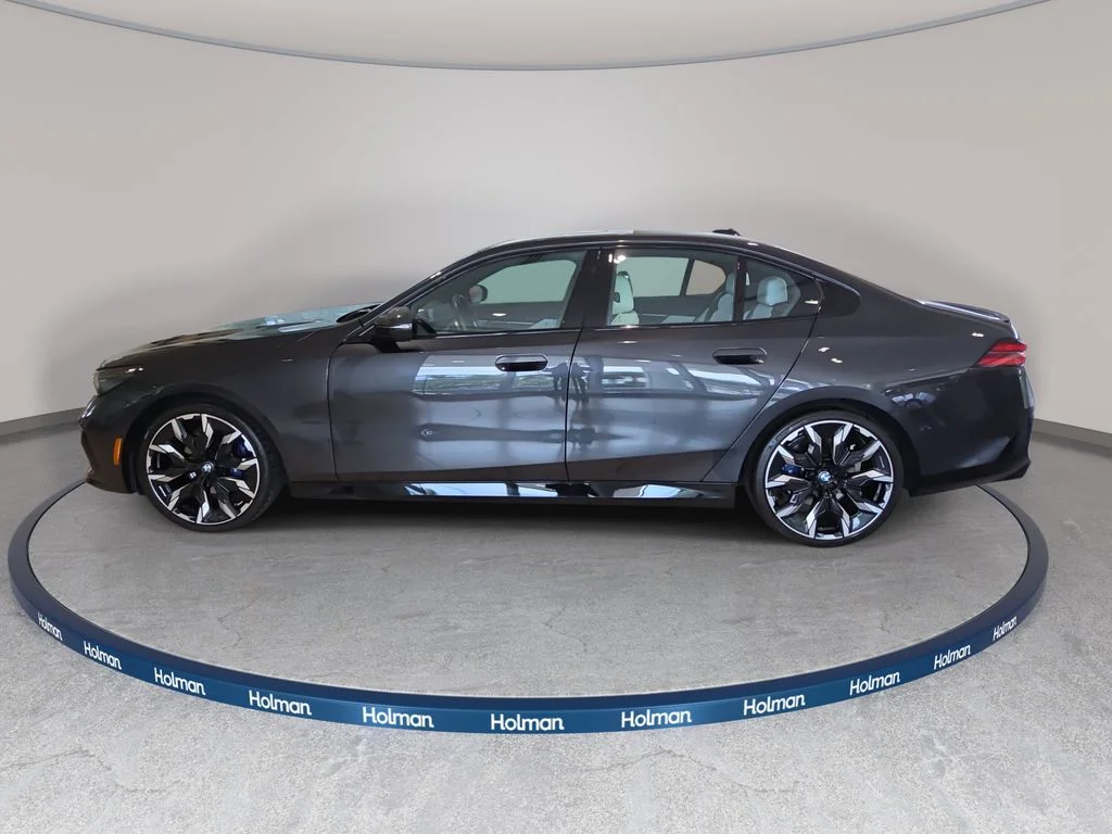 Used 2026 Dark Graphite Metallic BMW 530i xDrive image 11