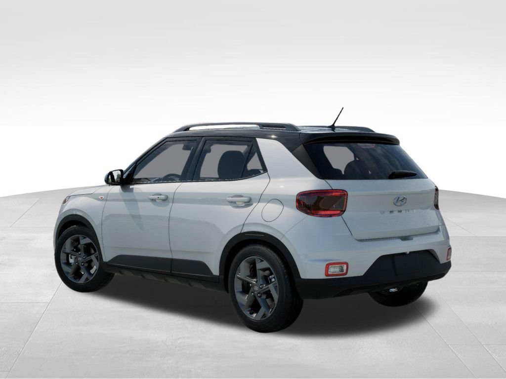 2025 Hyundai Venue Limited - Photo 6