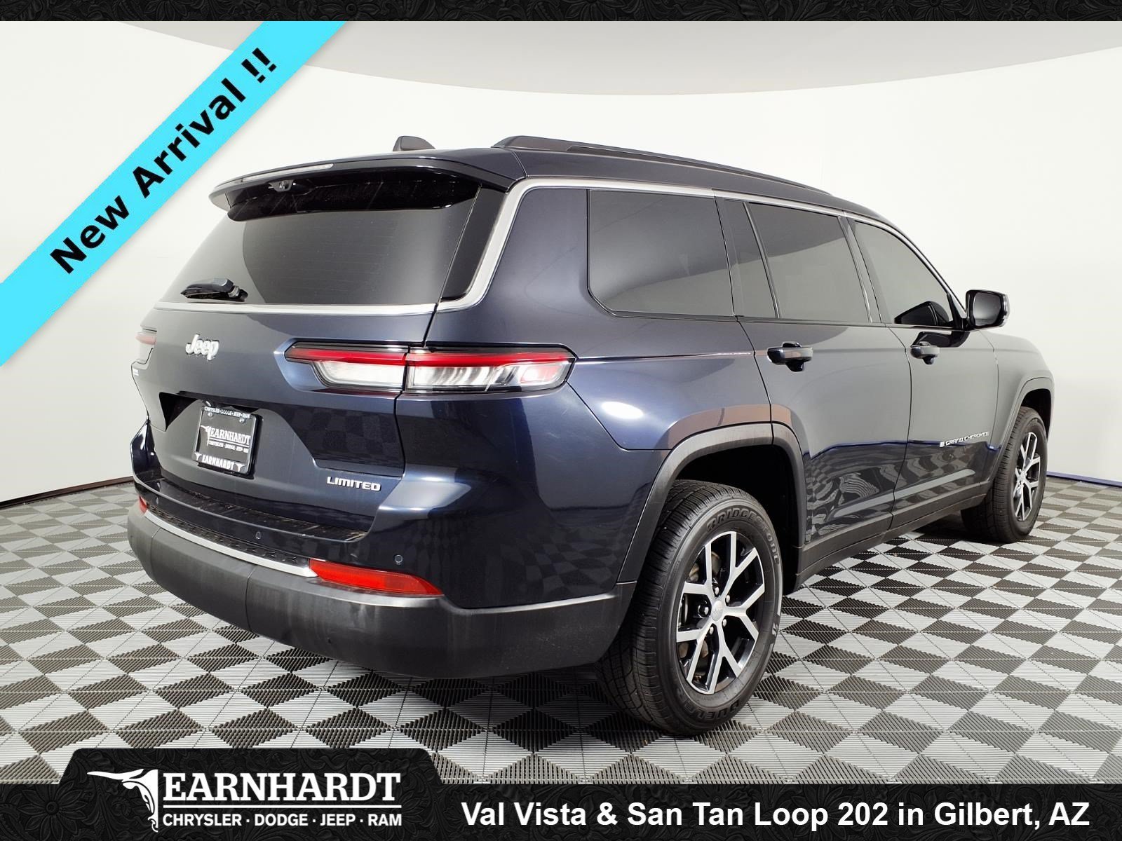 Certified Used 2024 Midnight Sky Jeep Limited image 4