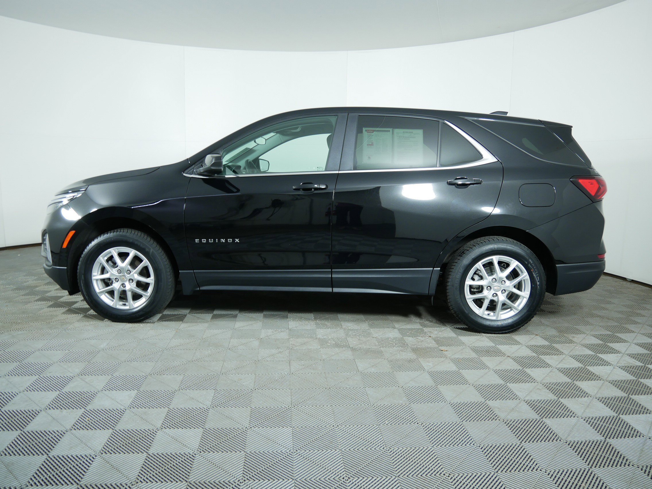 Used 2024 Mosaic Black Metallic Chevrolet LT image 4