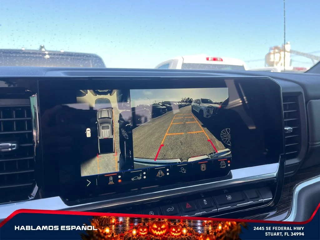 New 2026 Sterling Metallic GMC Elevation image 31