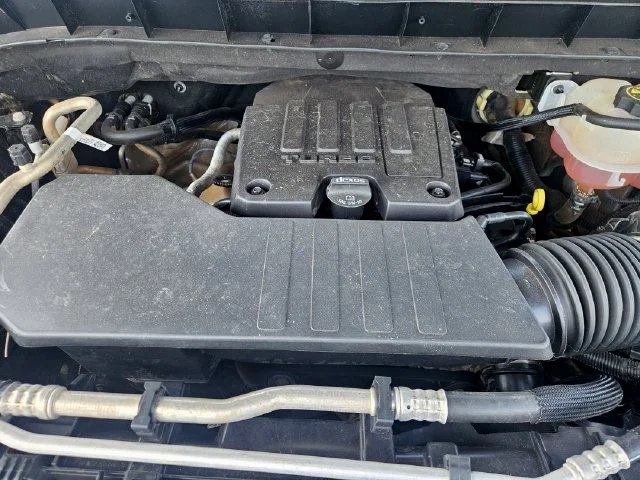 Used 2023 Gray Chevrolet Custom image 22