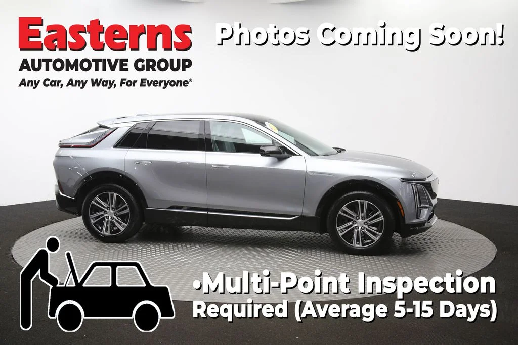 Used 2024 Silver Cadillac Luxury image 50