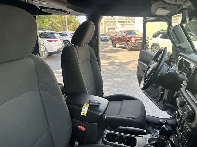 Used 2021 Gray Jeep Willys image 10