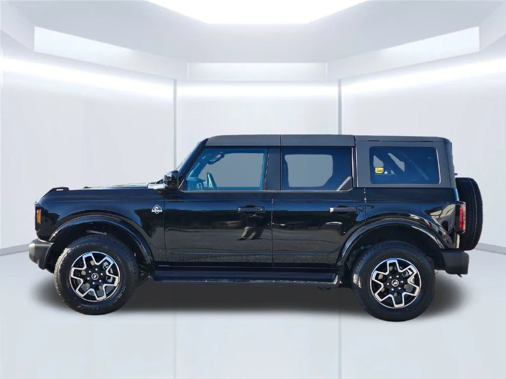 New 2026 Black Ford Outer Banks image 18