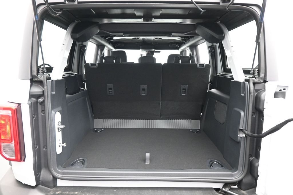 New 2026 Oxford White Ford Base image 21