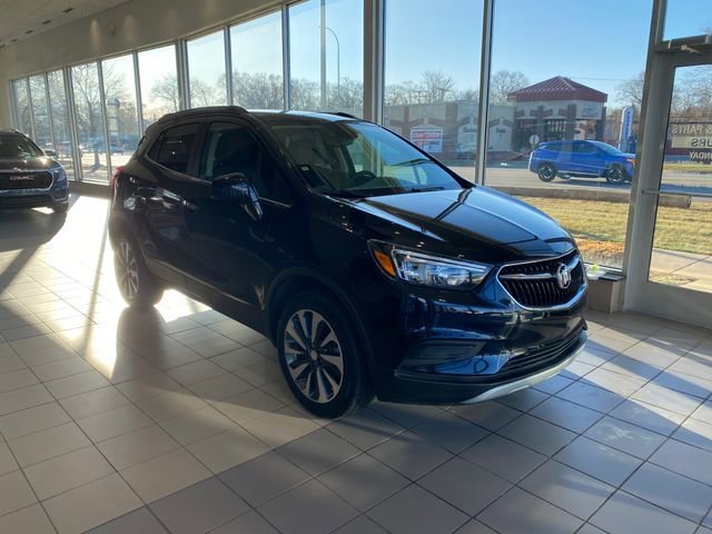 Certified 2022 Buick Encore Preferred with VIN KL4CJESM2NB553309 for sale in Westland, MI
