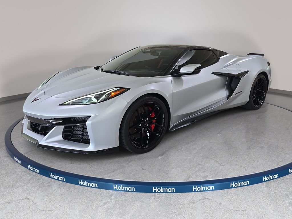 Used 2026 Blade Silver Metallic Chevrolet Z06 image 1