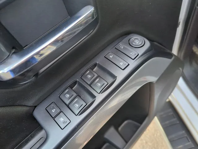 2016 Chevrolet Silverado 1500 LT Z71 - Photo 20