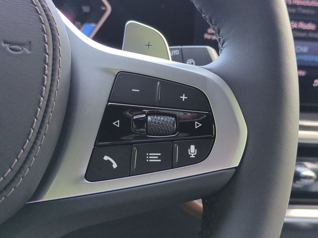New 2026 White Metallic BMW xDrive50e image 26