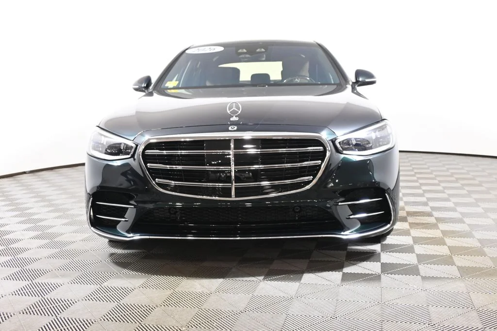 Certified Used 2026 Green Mercedes-Benz S 580 image 10