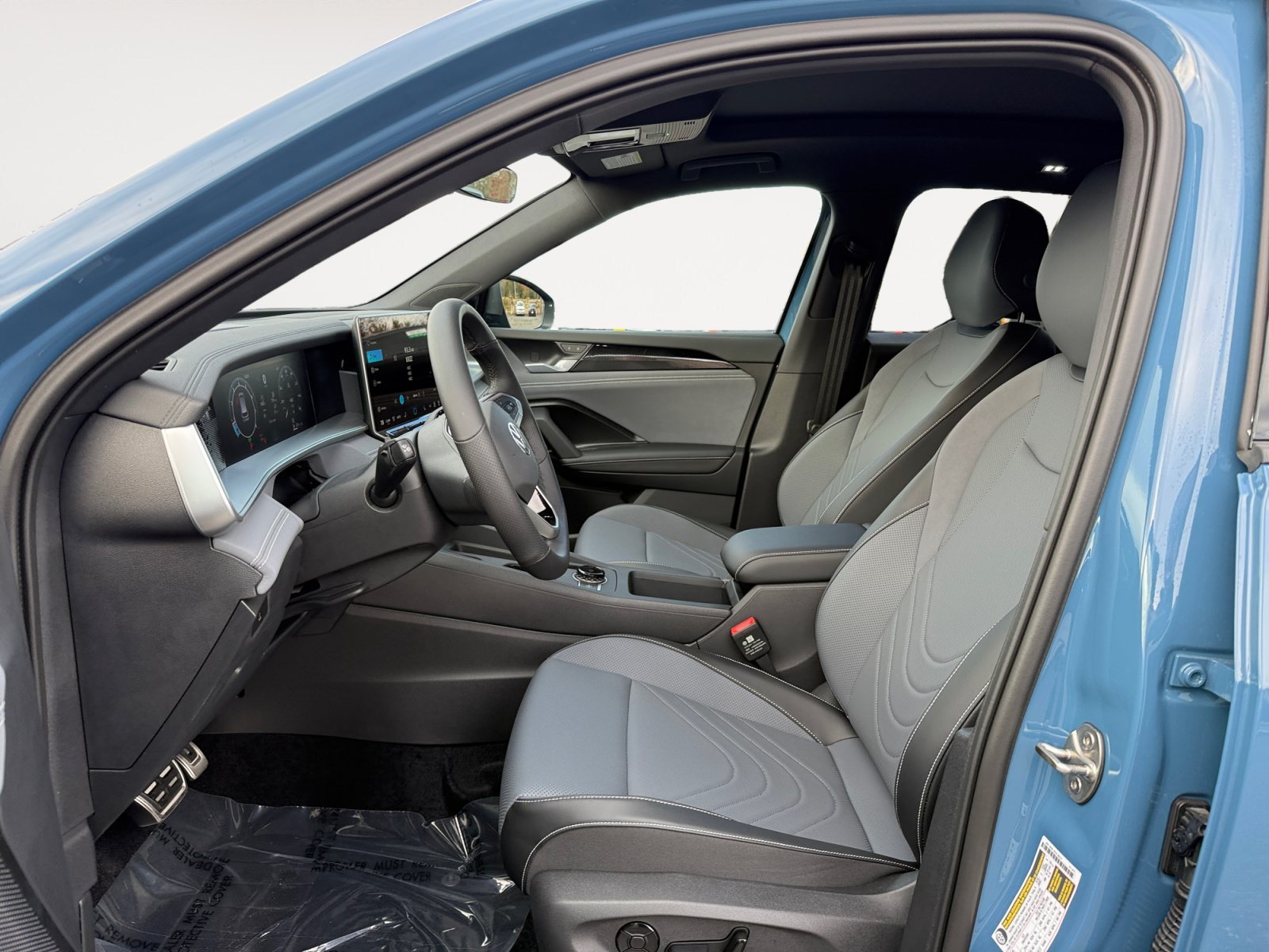 New 2026 Monterey Blue Pearl Volkswagen SE R-Line Black image 10