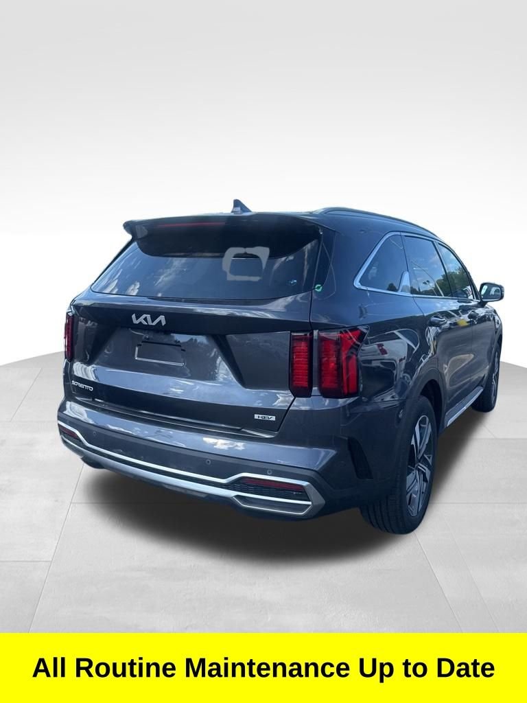 Used 2023 Gray Kia EX image 5