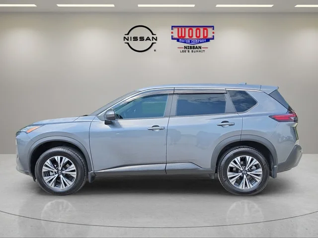Used 2023 Gun Metallic Nissan SV image 5