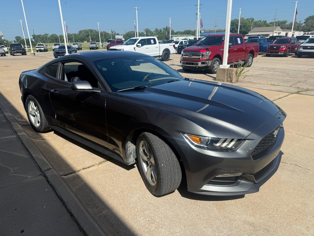 Used 2017 Magnetic Metallic Ford V6 image 7