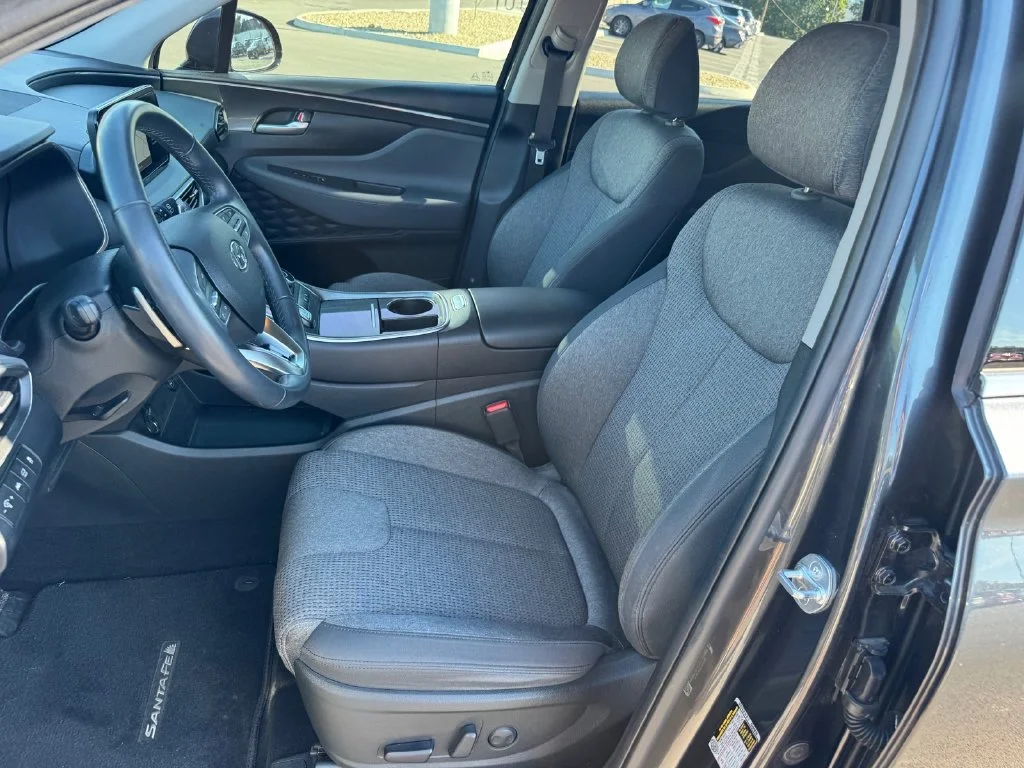 Used 2023 Gray Hyundai SEL image 7