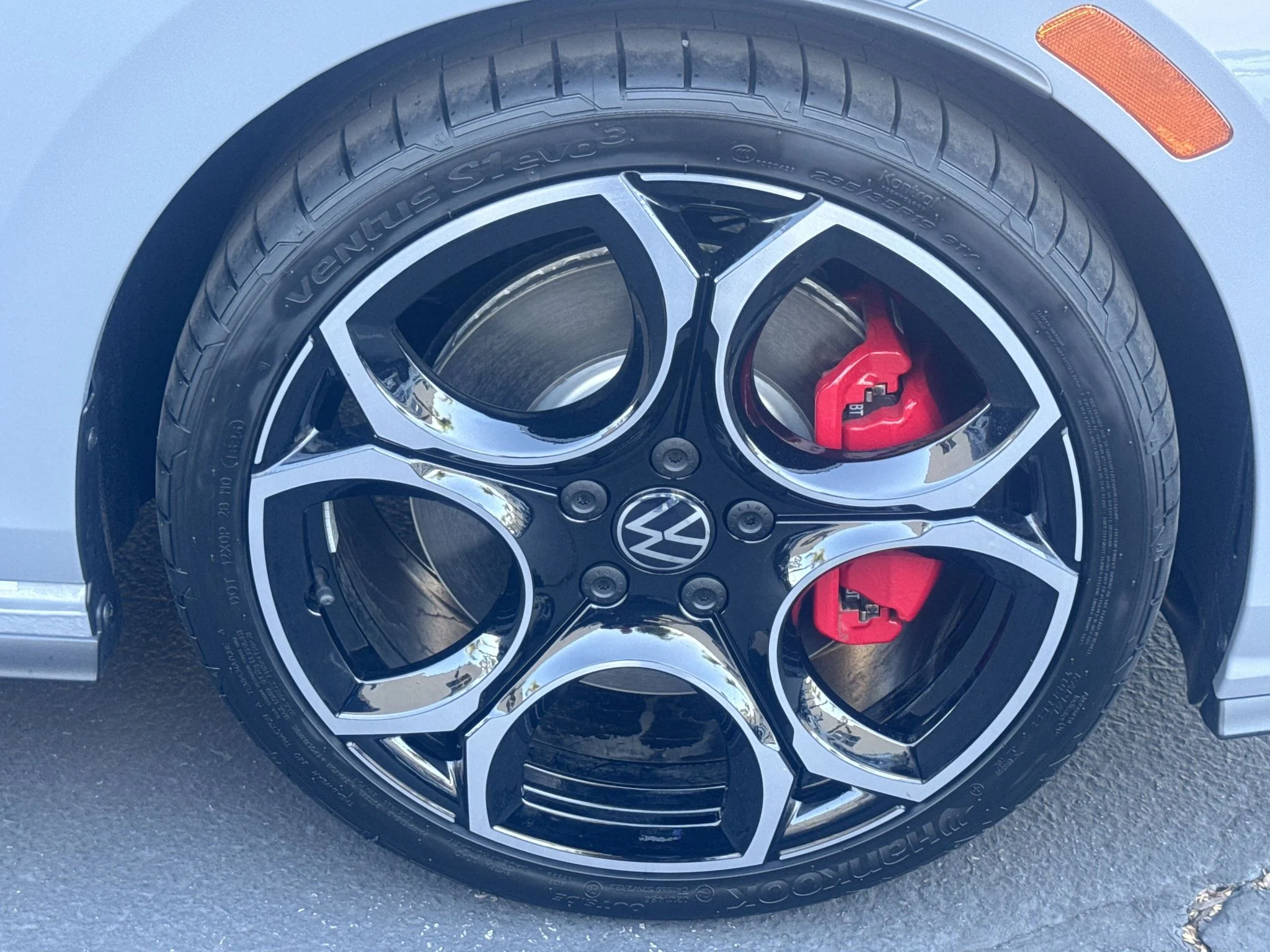 New 2026 Moonstone Gray Volkswagen Autobahn image 10