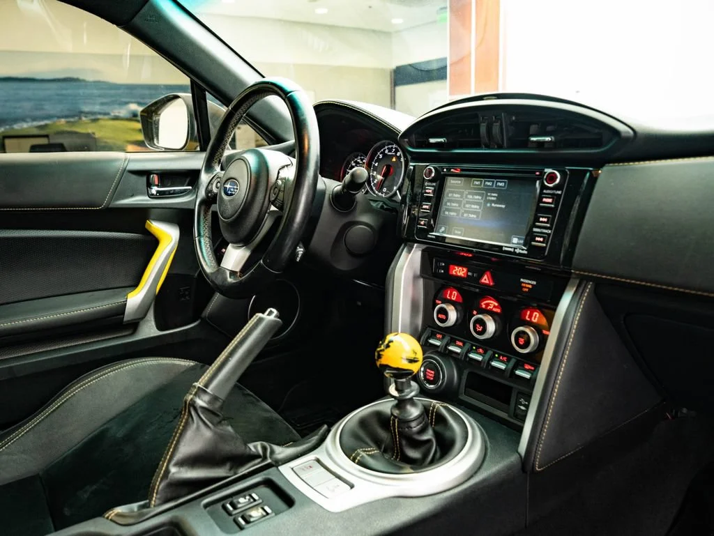 Used 2017 Charlesite Yellow Subaru Series.Yellow image 45