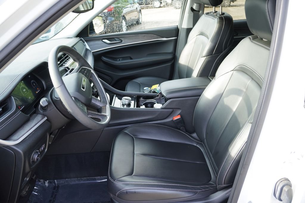 Used 2023 Bright White Clearcoat Jeep Limited image 17