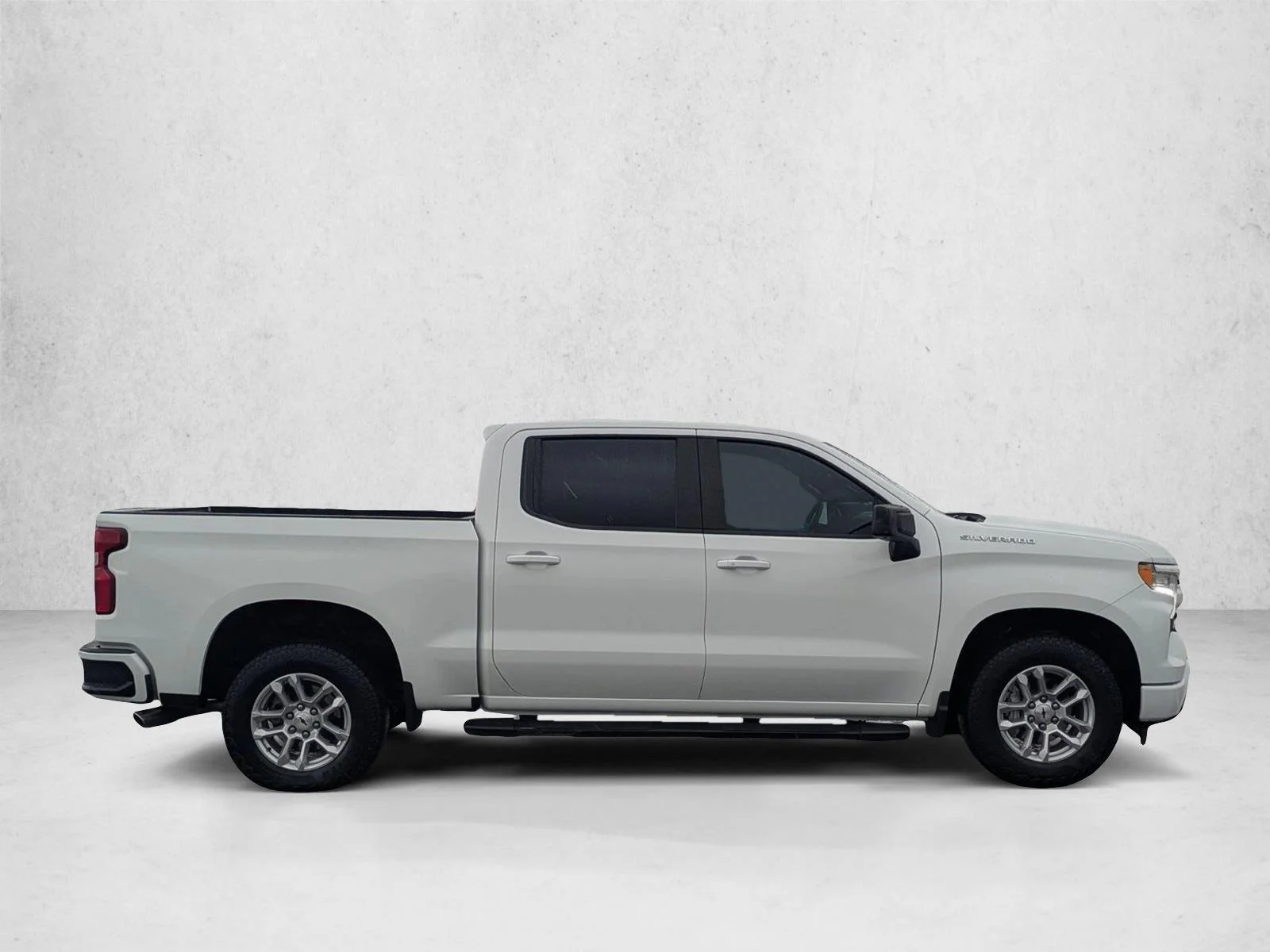 Used 2023 Summit White Chevrolet RST image 4