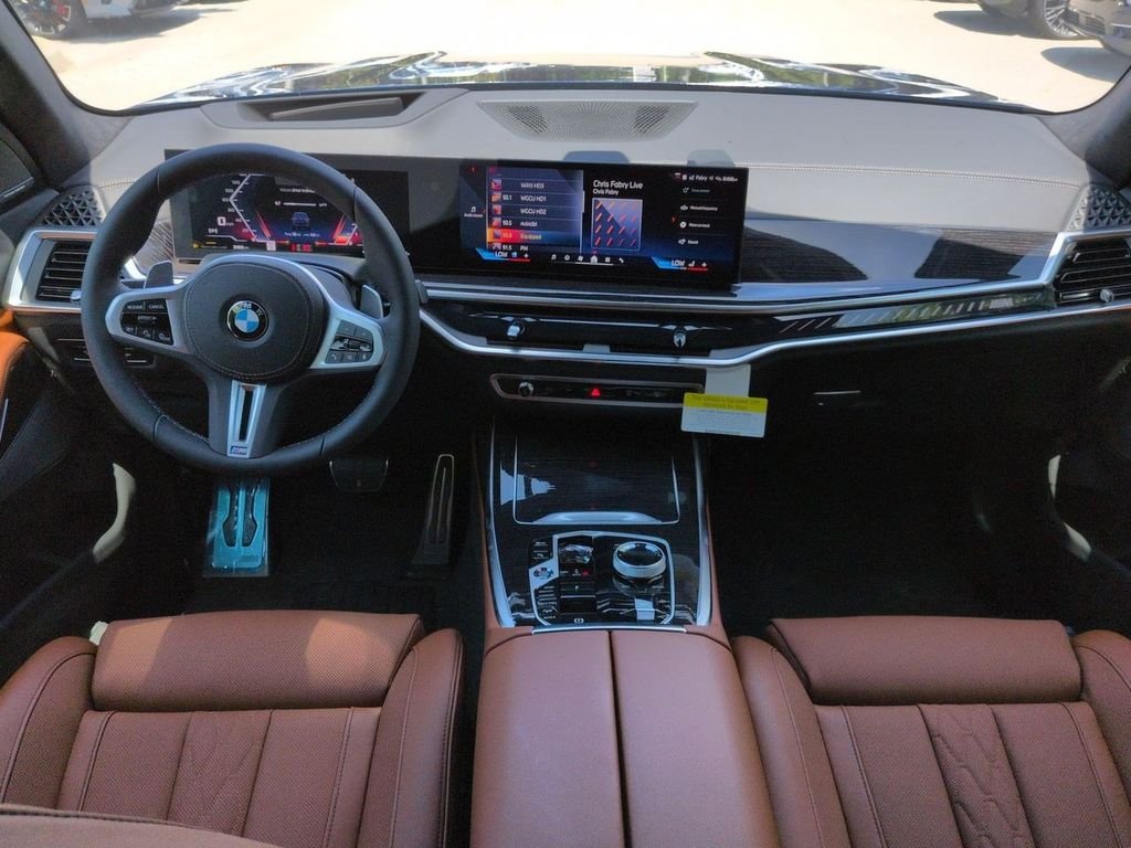 New 2027 Tanzanite Blue II Metallic BMW M60i image 15