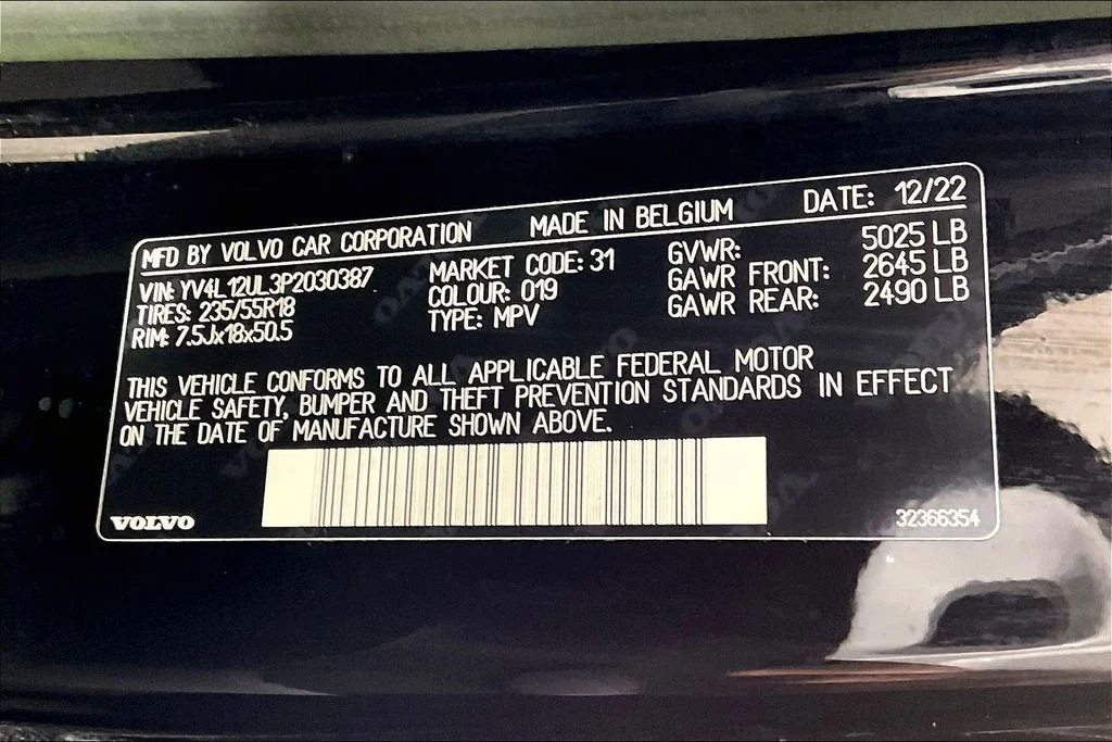 Certified Used 2023 Black Volvo B5 Plus Dark Theme image 33