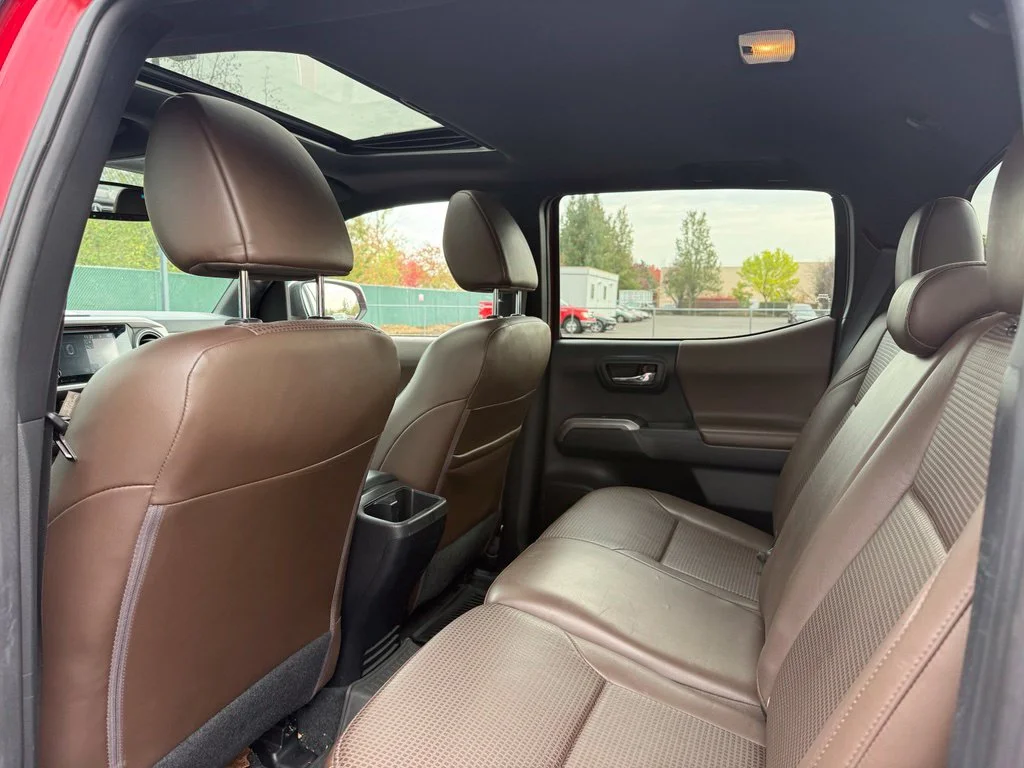 Used 2016 Barcelona Red Metallic Toyota Limited image 17